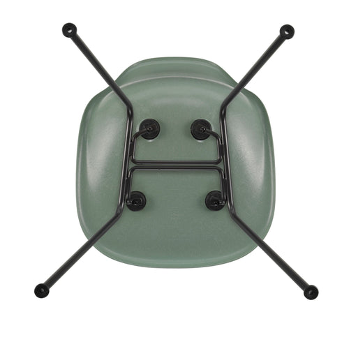 Cadeira Eames em Fibra de Vidro DSX / Base Preta